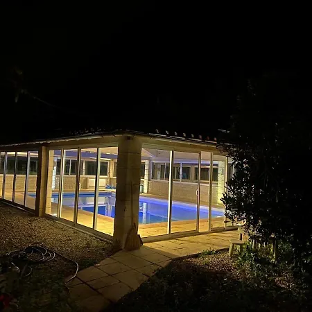 Casa vacanze Le Colombier D'antan 300 M2 Avec Piscine Couverte Chauffée *